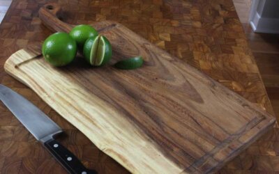 EXTRA LARGE CUTTING BOARD WITH JUICE GROOVE